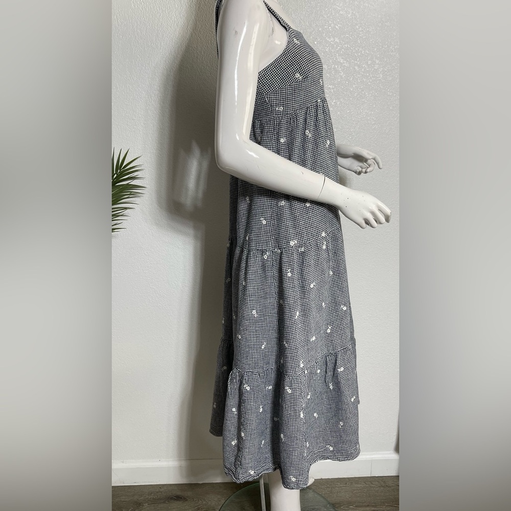 Madewell Gray Floral Tiered Midi Dress - Picture 8 of 14